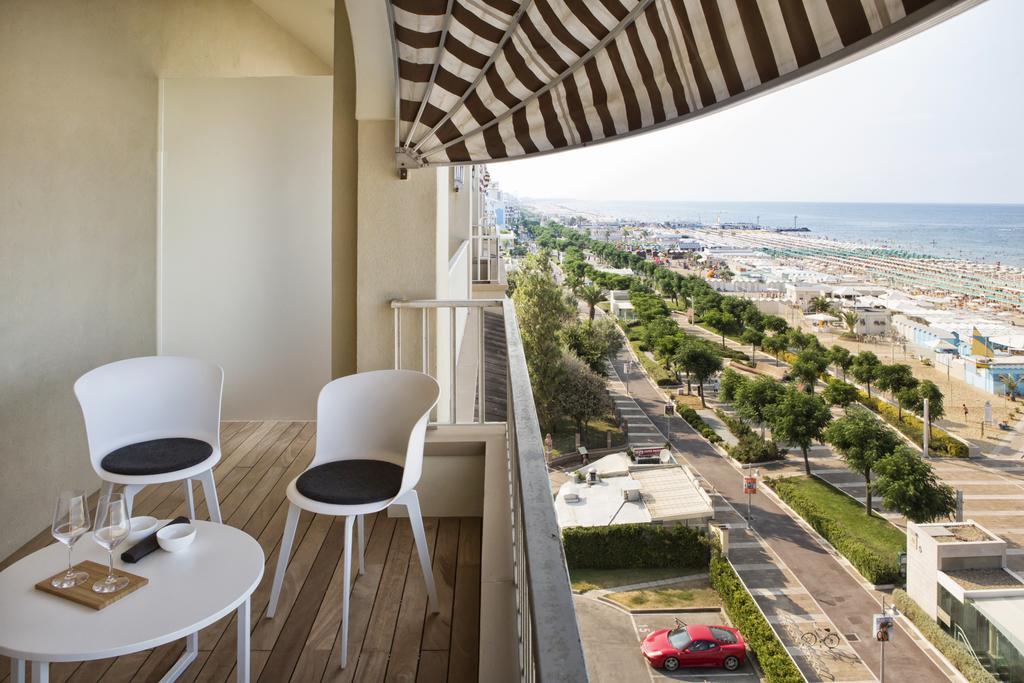 Luxury Suites Collection - Milano 33 Riccione Exteriér fotografie