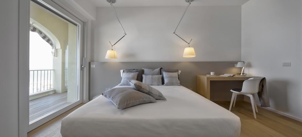Luxury Suites Collection - Milano 33 Riccione Exteriér fotografie